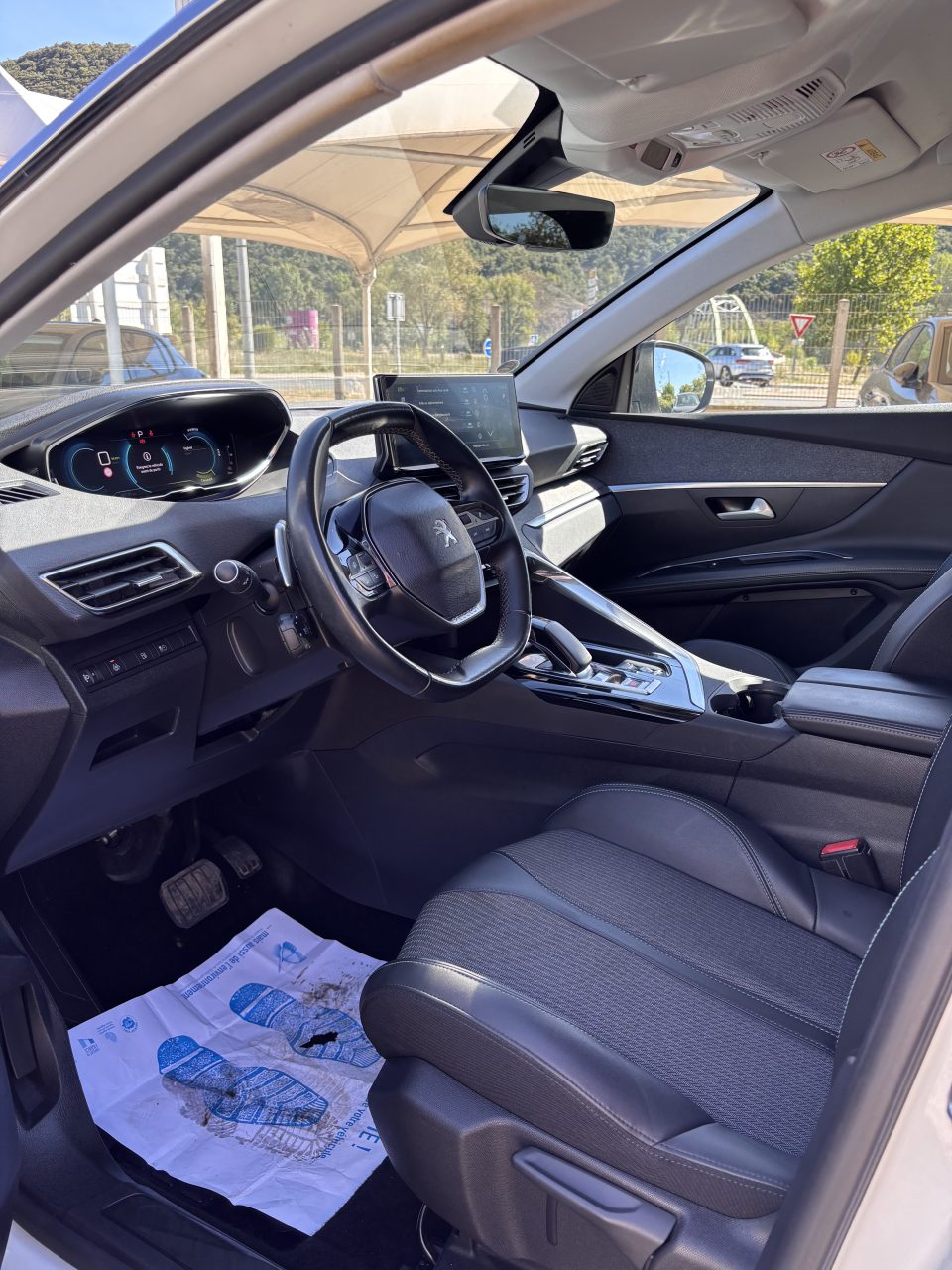 Peugeot 3008 ALLURE PACK, blanc — photo 4