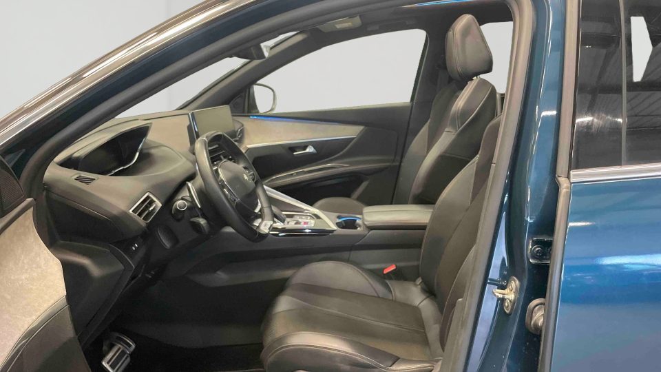 Peugeot 5008 GT, bleu — photo 4