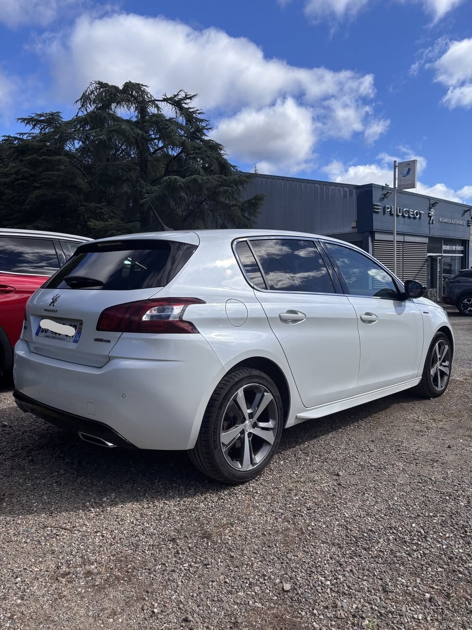 Peugeot 308 GT Line, blanc — photo 3