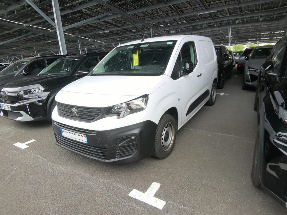 Peugeot PARTNER, blanc — photo 1