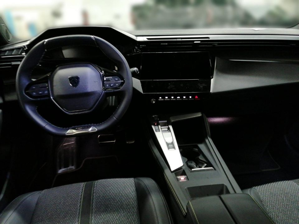Peugeot 308 GT, noir — photo 3